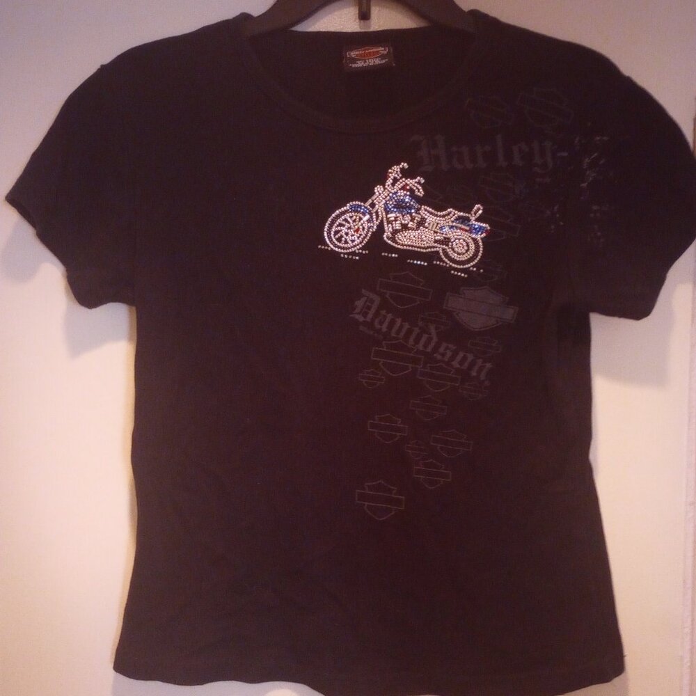 Harley Davidson shirt black size L with cycle embellishment! Pre owned!